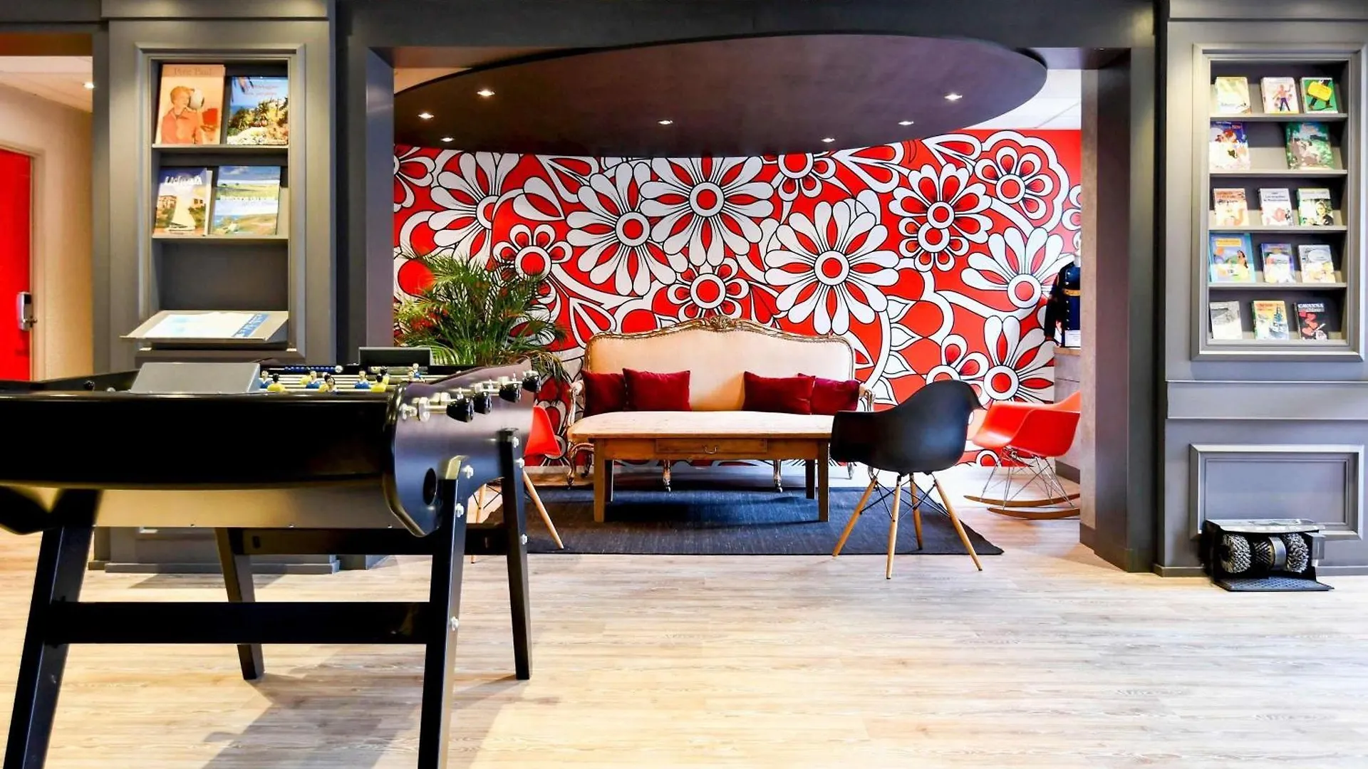 ***  Ibis Quimper Hotel France